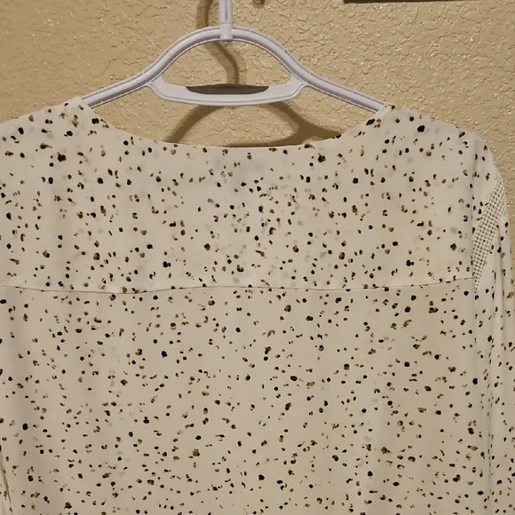 Apt. 9 White and Black Speckled Blouse - Picture 8 of 10